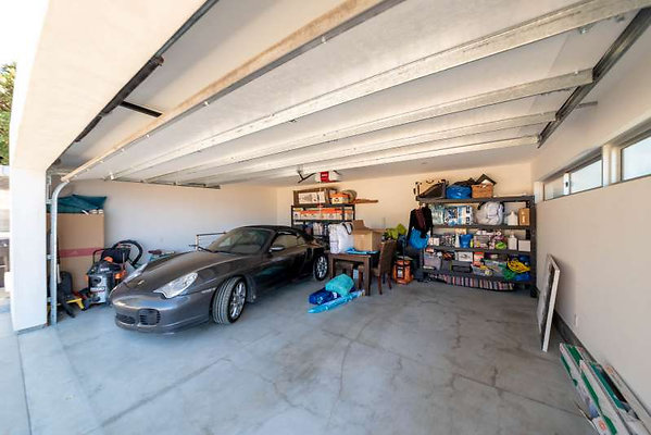 12319 garage 2