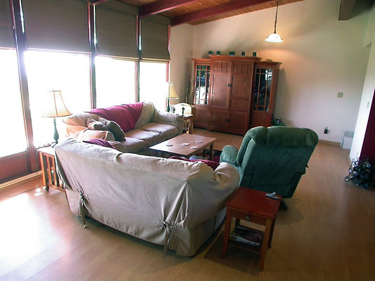 4888 living 3 4888 living 3