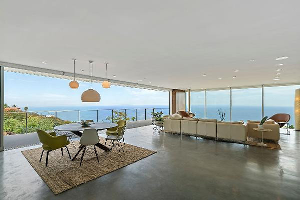 12319 dining 1 12319 dining 1