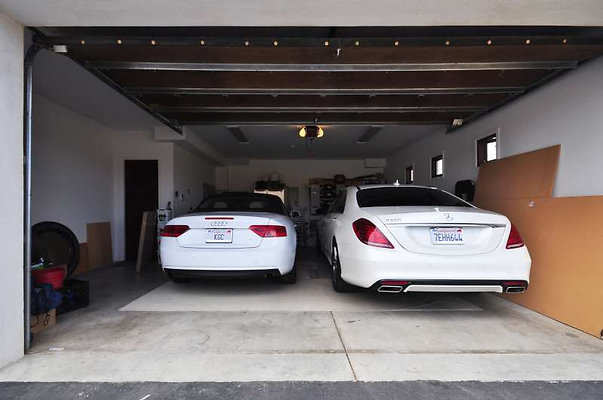 9700 garage 1 9700 garage 1