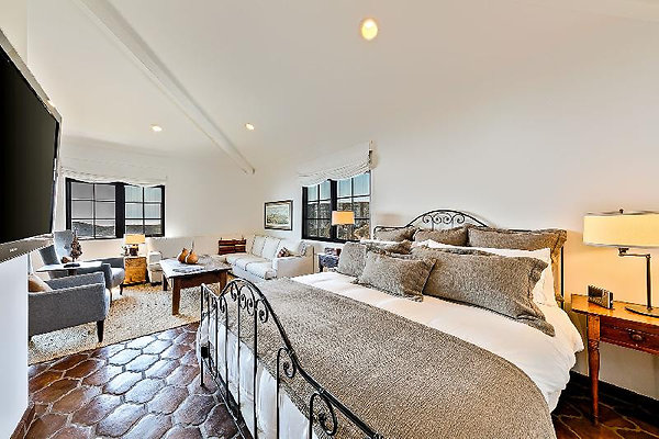 9700 bed 4 9700 bed 4